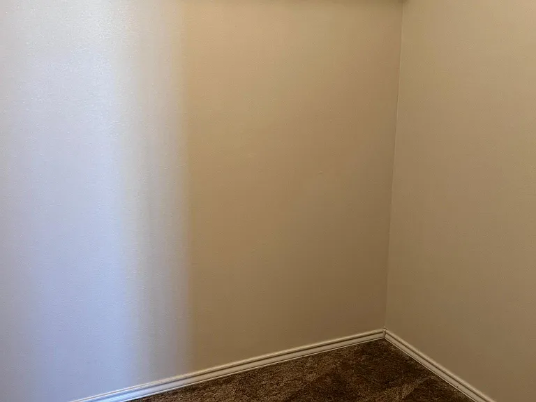 406 Kline Ave — Photo 17
