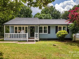 305 Linden Cir, Gastonia, NC 28054