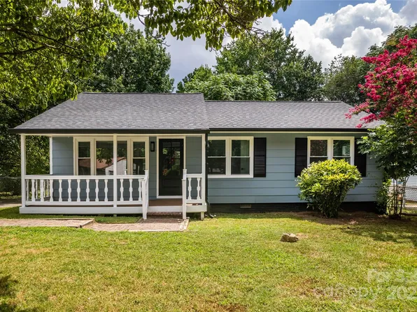 305 Linden Cir, Gastonia, NC 28054