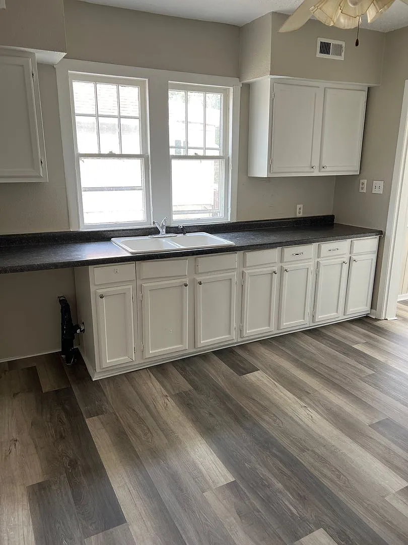 417 Brooke Rd — Photo 4