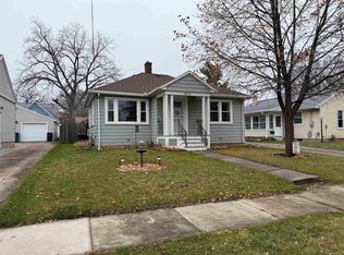 1533 Jefferson St, Oshkosh, WI 54901