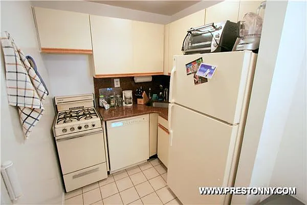 Rented by JM Preston Properties LLC | media 8