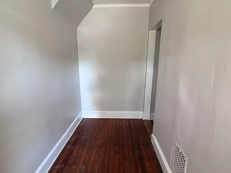 115 Smith St — Photo 21