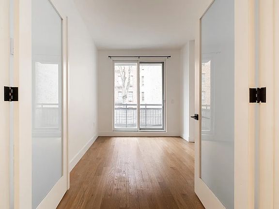 3rd image of 323 E 19th St APT 4B