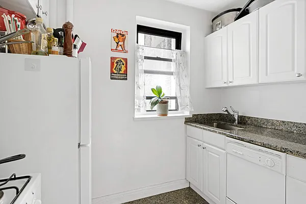 Rented by Compass | media 5