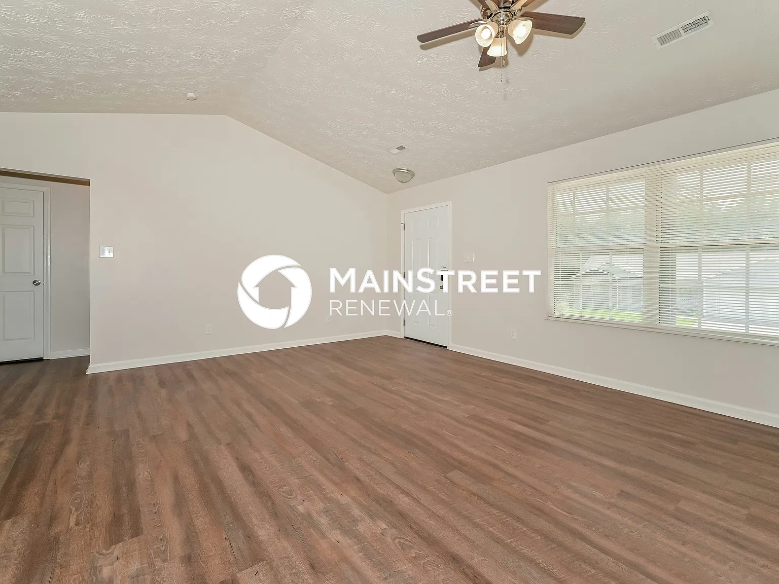 7343 Carowinds Ln — Photo 2