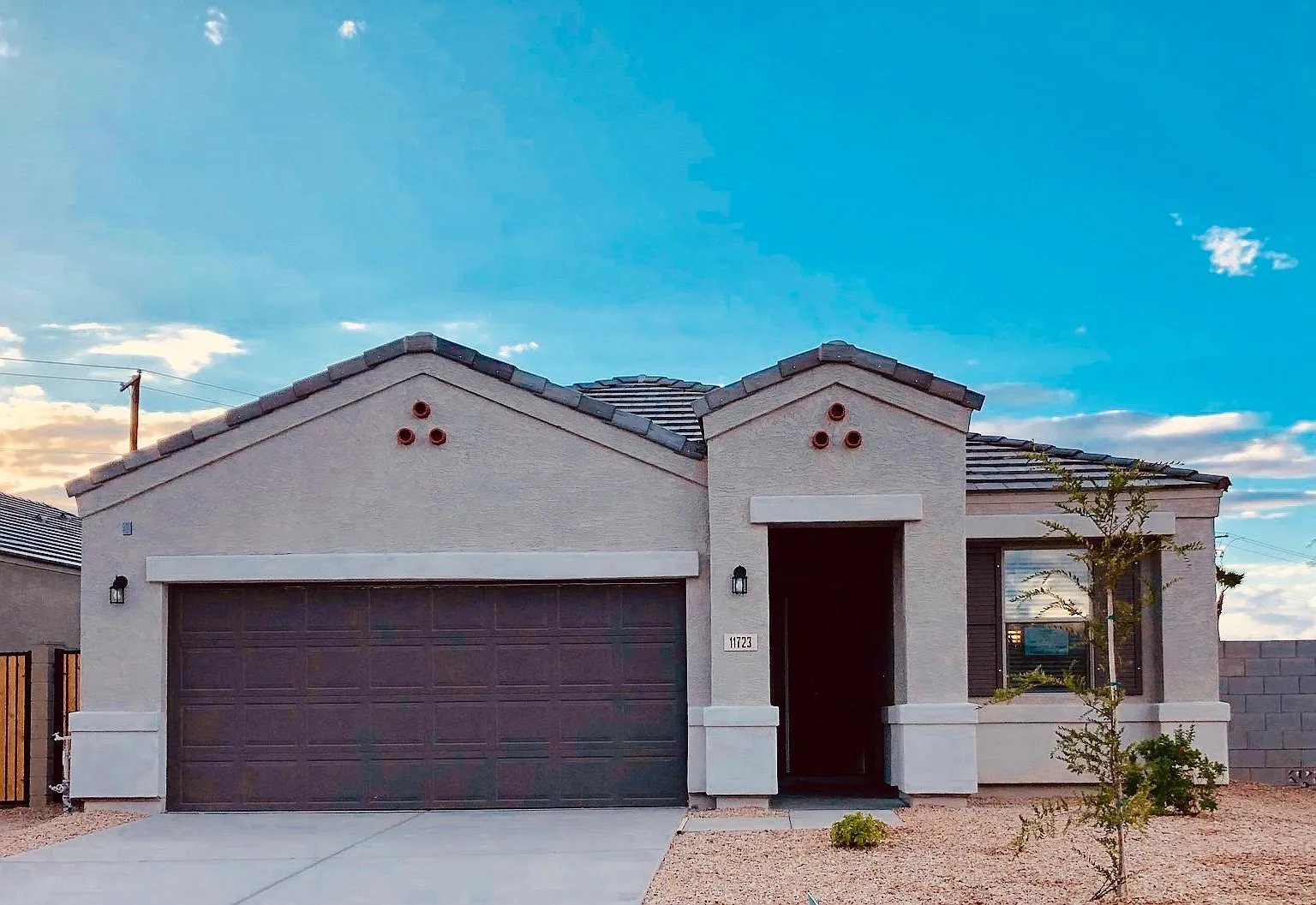 3 bed, 1260 sqft, $1,899 — Photo 1