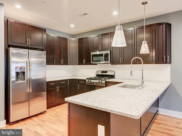 1217 N 5th St #2, Philadelphia, PA 19122