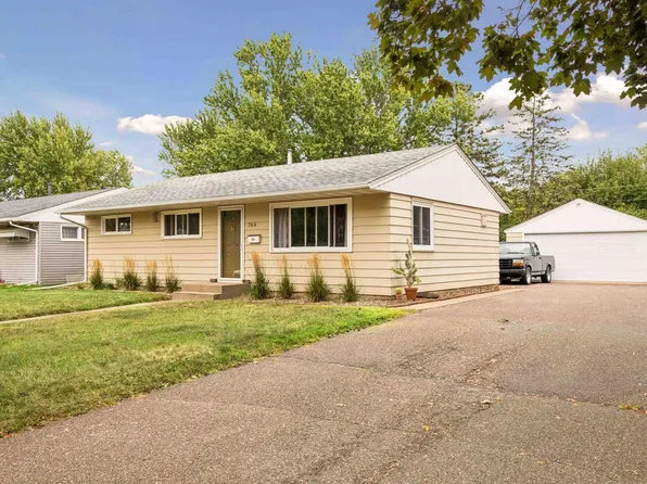744 22nd Ave N, South Saint Paul, MN 55075