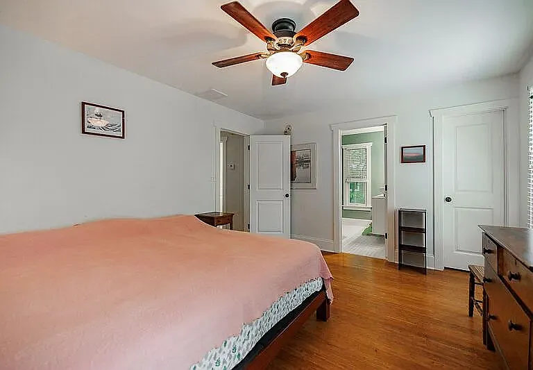 145 Hillside St — Photo 18