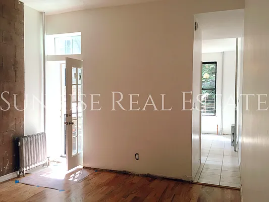 Rented by Sunrise Real Estate | media 1