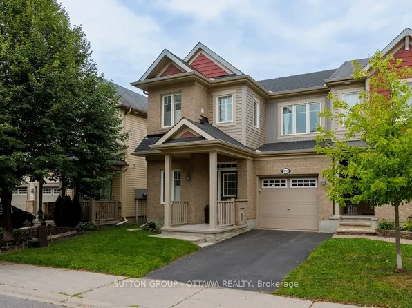 2719 Grand Canal St, Ottawa, ON K2J 0R9