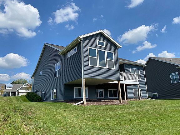 4th image of 2659 Meadow Woods Dr NW