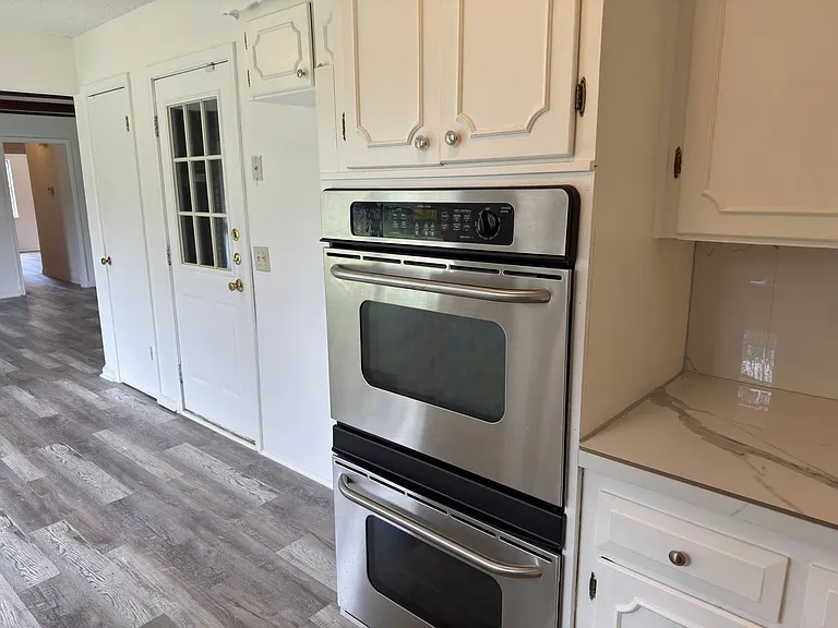 5507 Hooper Dr — Photo 12