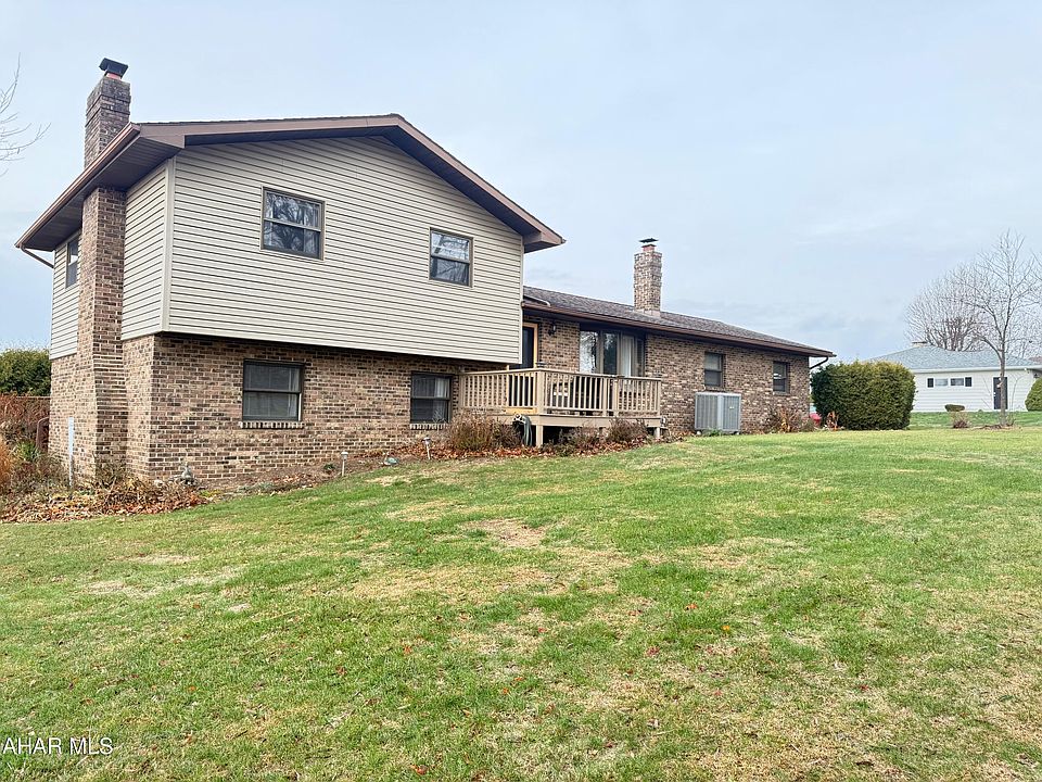 1st image of 209 Hoover Dr