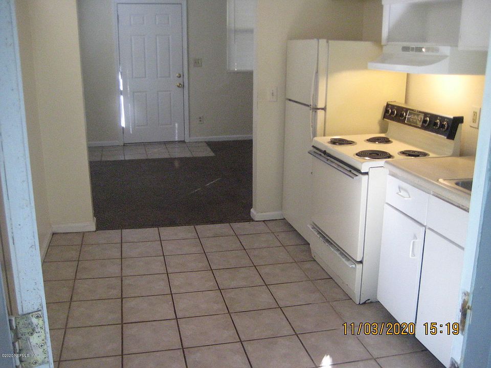 2nd image of 3462 Columbus Ave