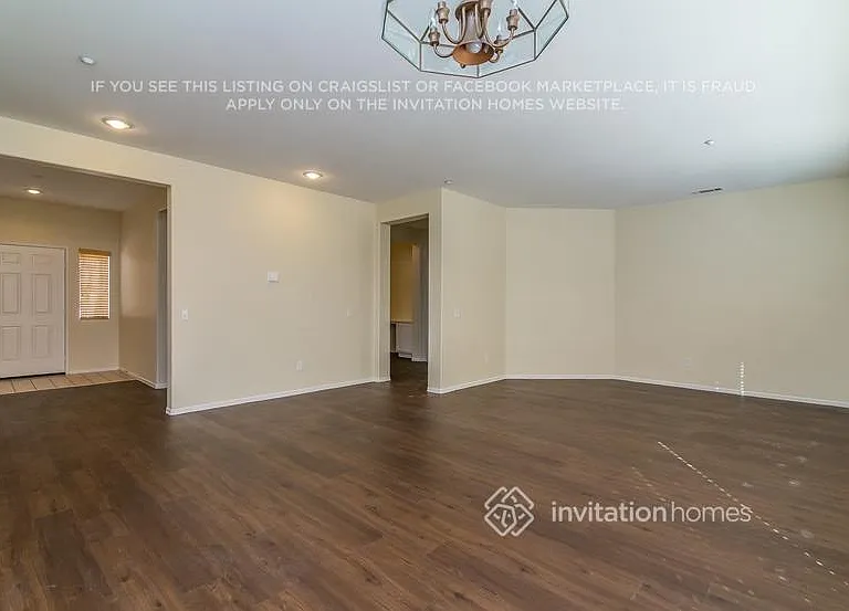 7833 Calle Del Rio St — Photo 7