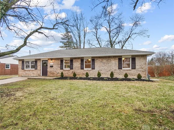 913 Hartz Dr, Lebanon, OH 45036