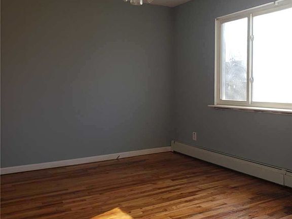 2nd image of 621 Americus Ave