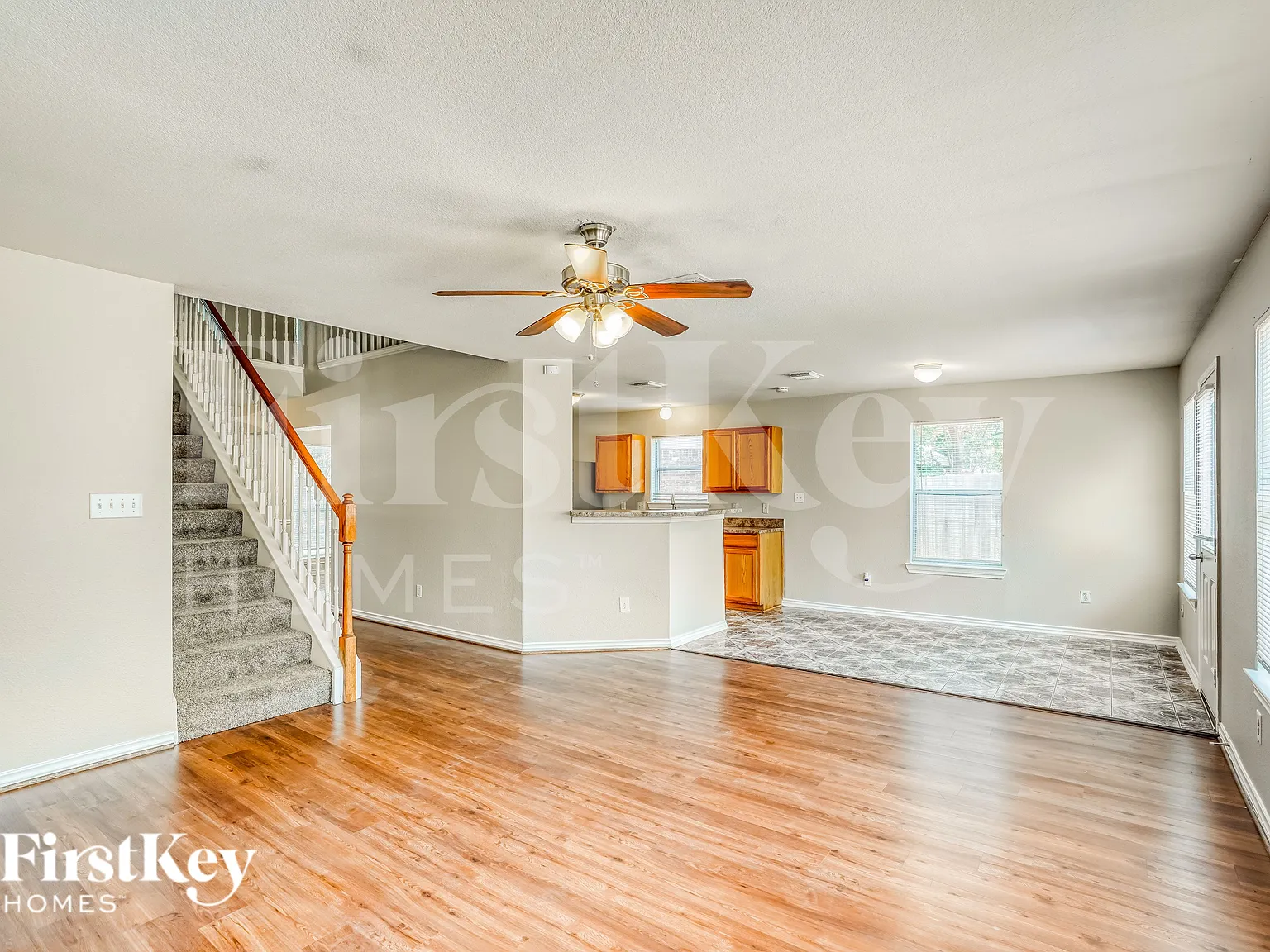 5 bed, 3.0 bath, 2648 sqft, $2,105 — Photo 4