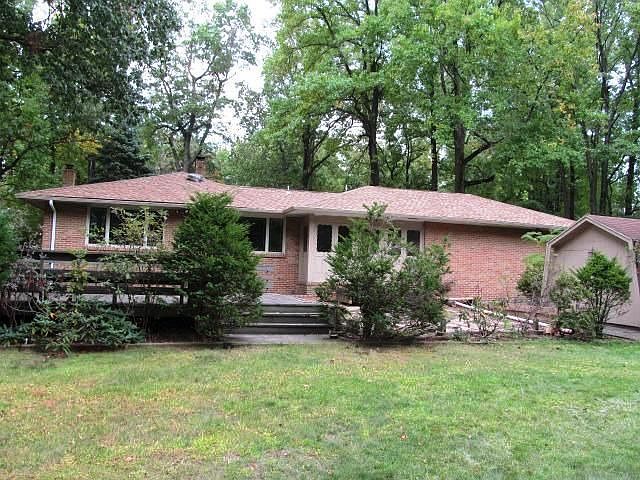 2nd image of 33 Avalon Dr