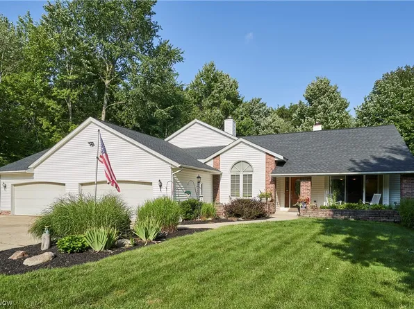 8791 Auburn Rd, Chardon, OH 44024