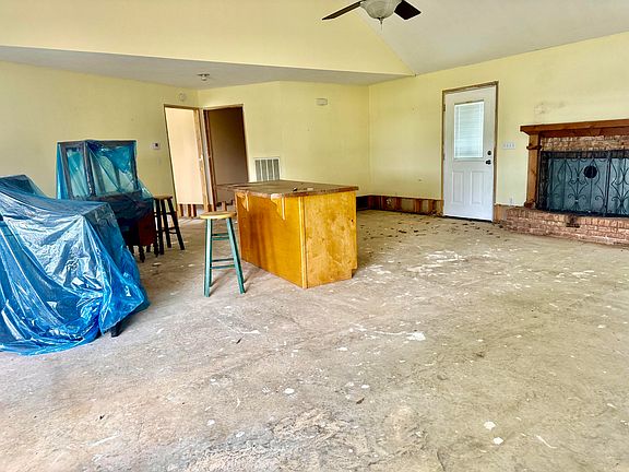 4th image of 570 Dorsey Moore Rd