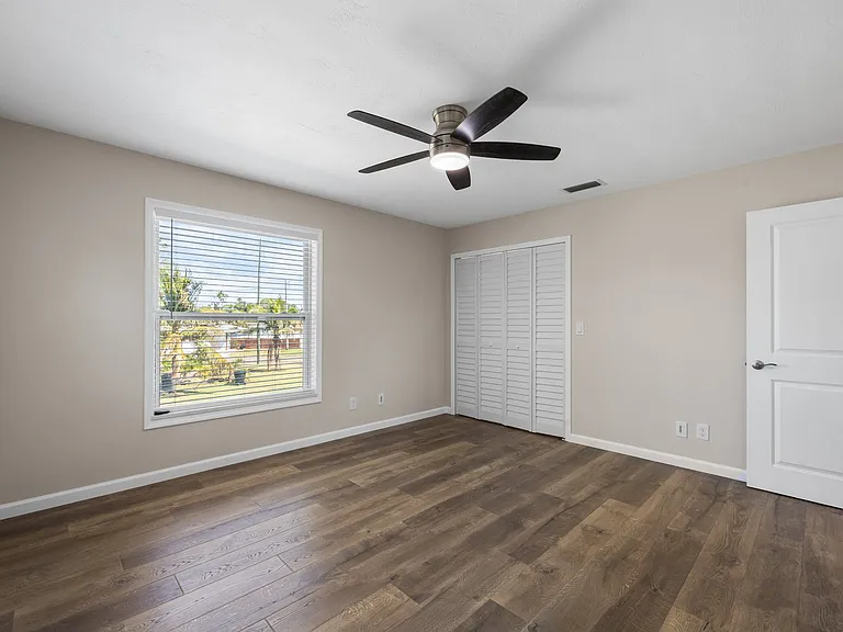4038 Harrisburg St NE — Photo 28