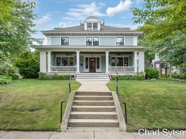 703 Madison Ave SE, Grand Rapids, MI 49503