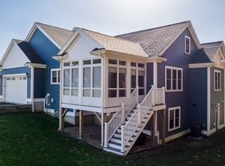 11 Sarahbeth Ln #0, Rochester, MA 02770