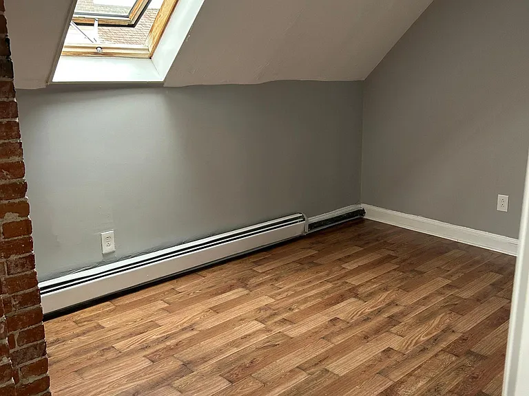 47 West St #7 — Photo 5