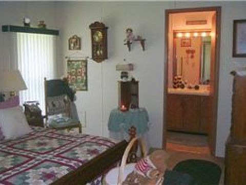 2nd image of 27 Key West Dr