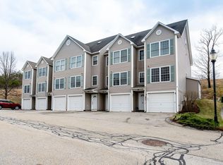 9 April Ct #B, Hudson, NH 03051