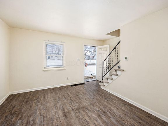5th image of 950-952 S Harris Ave