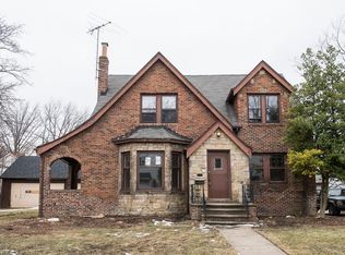 874 Medford Rd, Cleveland Heights, OH 44121