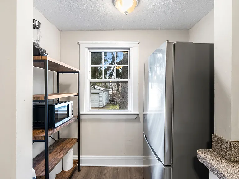 3271 Yorkshire Rd — Photo 22