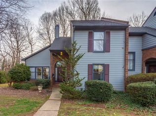 2332 Brandt Vlg, Greensboro, NC 27455