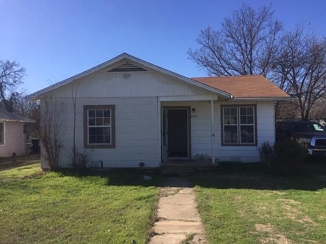 1st image of 2313 Vine St