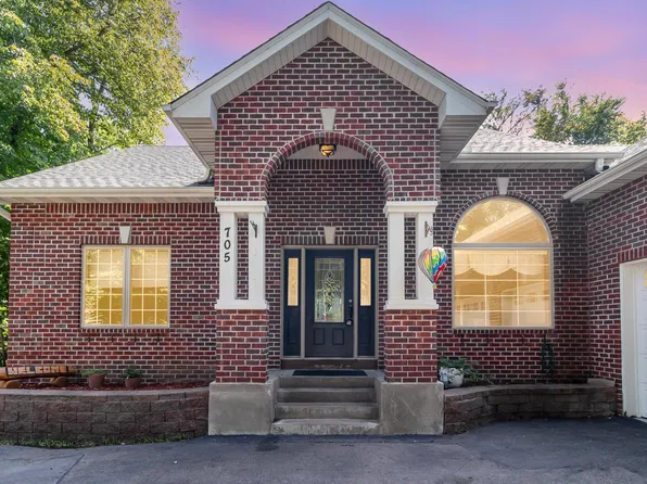 705 Chalupsky Ave SE, New Prague, MN 56071