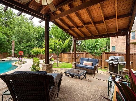 4th image of 502 Saginaw Ct