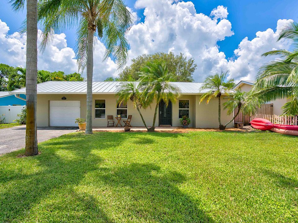 1st image of 8804 SE Jardin Street