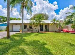 8804 SE Jardin St, Hobe Sound, FL 33455