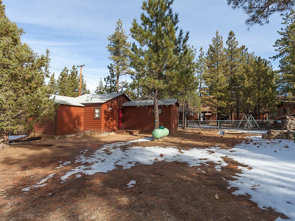 1st image of 2078 7th Ln