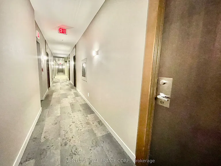135 Village Green Sq #617 — Photo 5