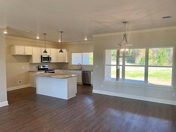 3rd image of 3524 Windwood Cir #3