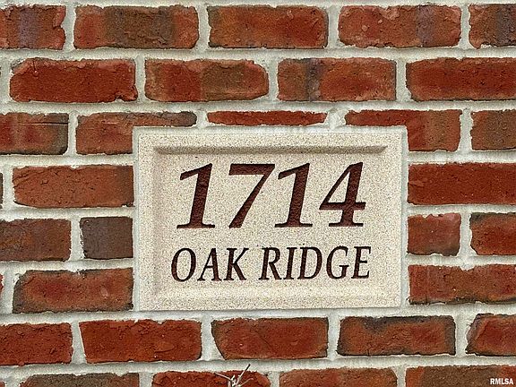 3rd image of 1714 Oak Rdg