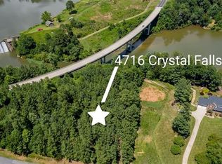4716 Crystal Falls Ave, Hickory, NC 28601