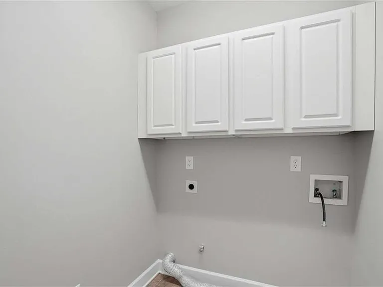 3345 Olivia Ct — Photo 24