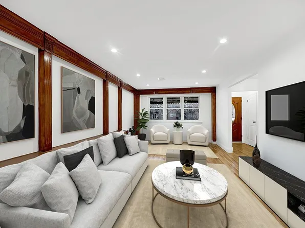 560 E 80th St, Brooklyn, NY 11236