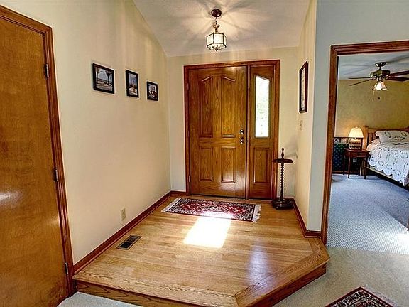3rd image of 676 Walden Way